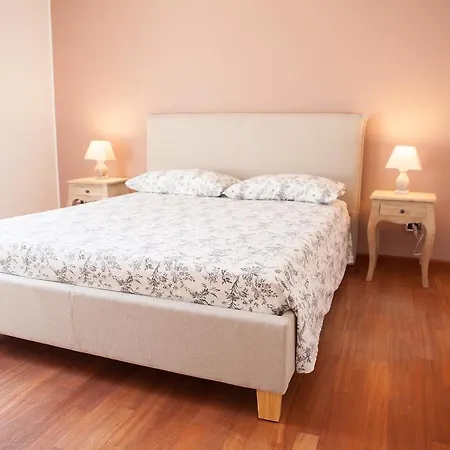 Il Cigno Di 招待所 *